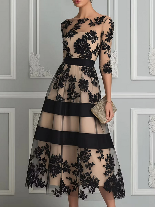 Elegante vestido midi de encaje negro