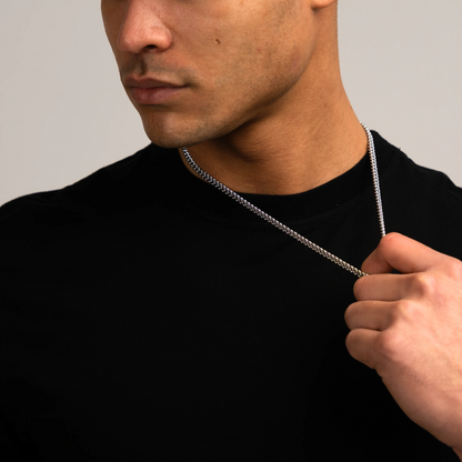 Collar de eslabones cubanos plateado de 5 mm