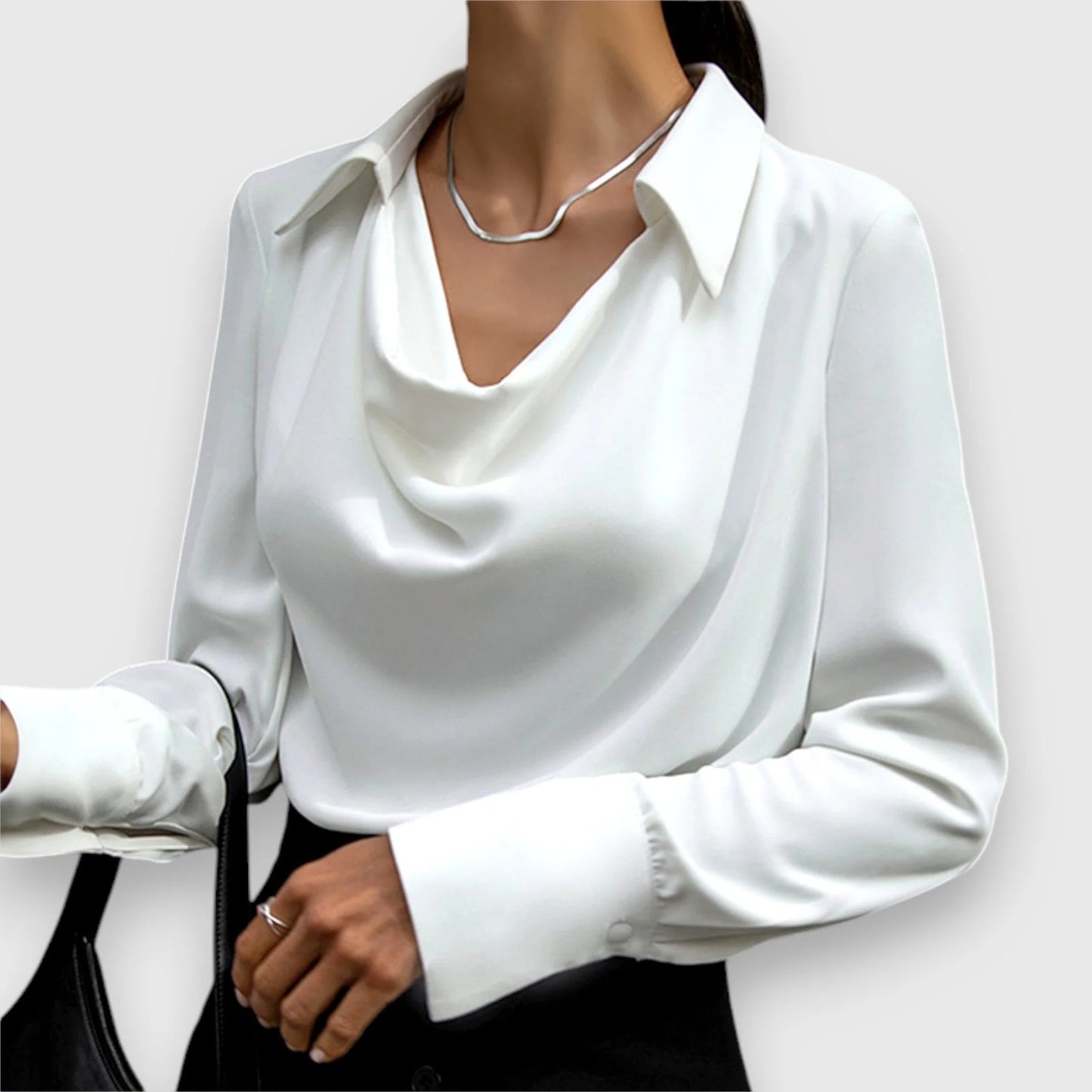 Blusa fluida de satén